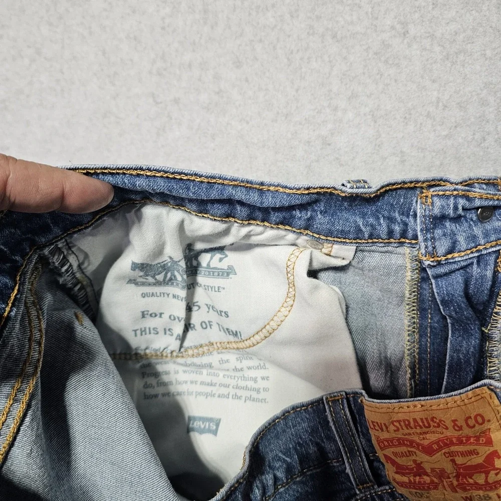 Levis levis 505